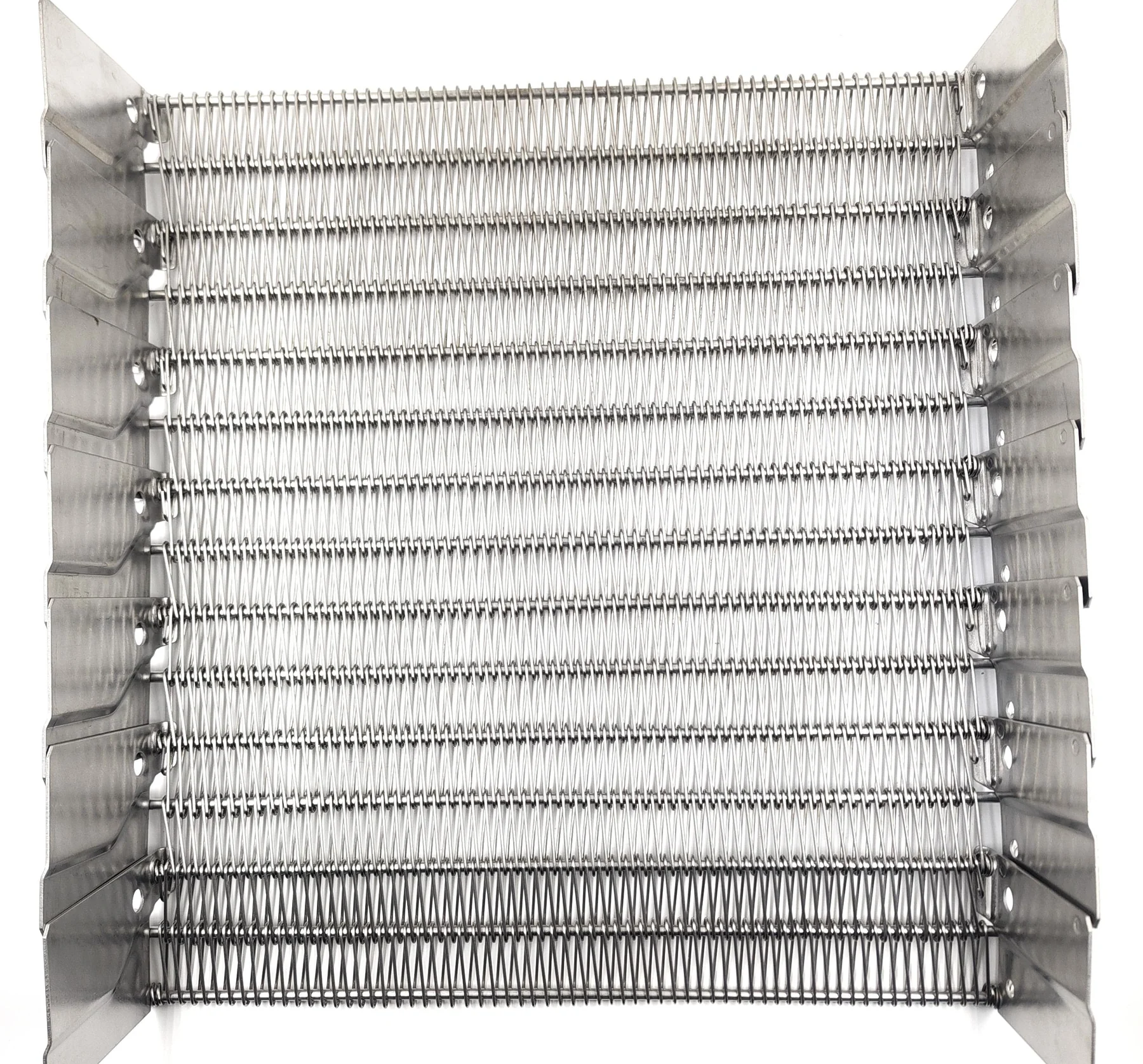 Self-Stacking Belt