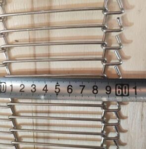 trapezoidal mesh belt width