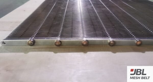 Plate edge: washers welded to the rod ends