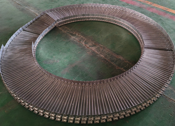 JBL Mesh Belt - Belt arranged along a curved path